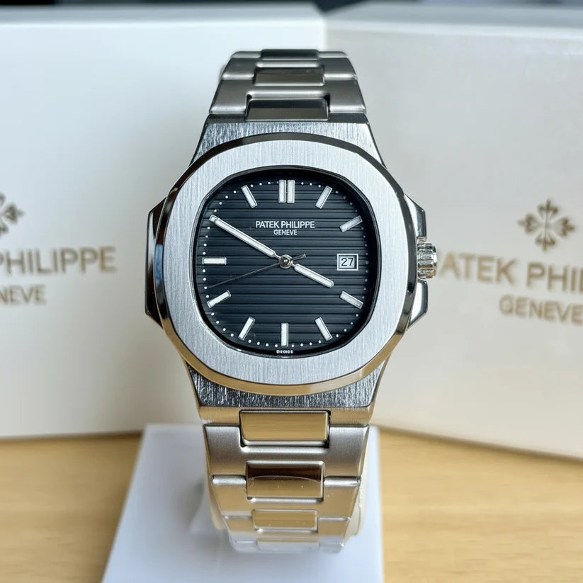 PP Nautilus - Stainless Steel - Black Dial