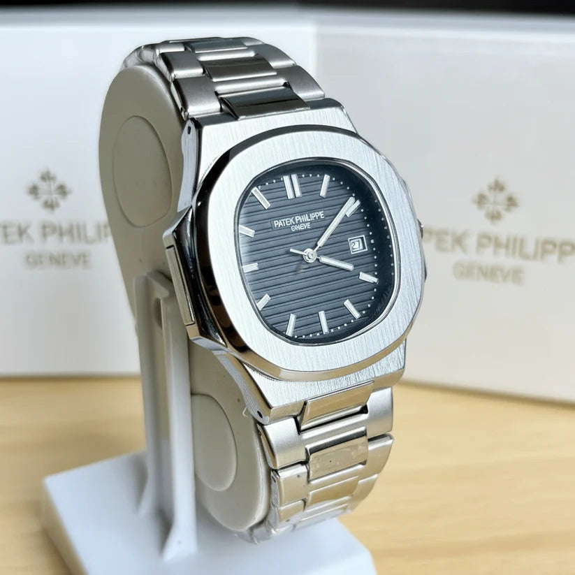 PP Nautilus - Stainless Steel - Black Dial